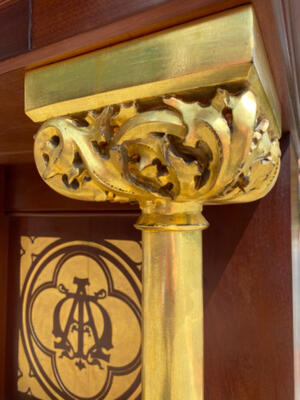 Devotion Altar St. Mary Altar Kneeler style Gothic - style en Walnut wood , Barcelona - Spain 19 th century ( Anno 1890 )