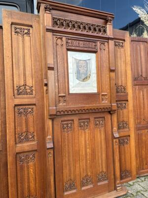 Devotion Chapel Imagnination Ecce Homo style Gothic - Style en Oak wood, Belgium  19 th century ( Anno 1865 )