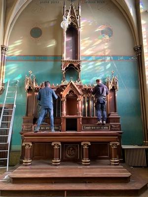 Dismantling Altar Antwerp Belgium  style Gothic - style en Oak wood, 19th century