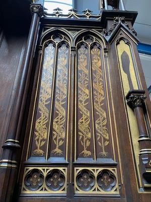 Exceptional Altar style Gothic - style en Oak Wood, Belgium 19th century