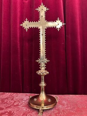 Exceptional Altar -Cross style Gothic - Style en Brass / Bronze / Polished and Varnished / Enamel / Stones, Belgium  19 th century ( Anno 1865 )