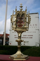 Exceptional And Very Rare Reliquary style Gothic - style en Bronze / Gilt, France 19th century