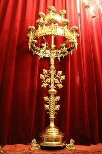 Exceptional Candelabre style Gothic - style en Brass / Bronze / Polished and Varnished, Flemish 19th century