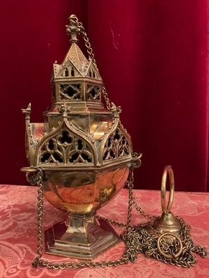 Exceptional Censer style Gothic - style en Brass / Bronze, Belgium 19th century ( anno 1875 )