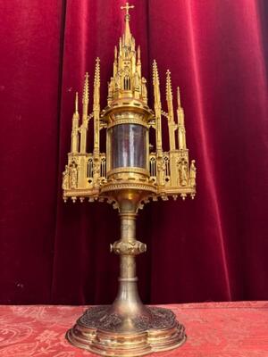 Exceptional Cillinder Monstrance style Gothic - Style en Brass / Bronze / Gilt / Glass, Belgium  19 th century ( Anno 1840 )