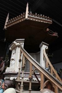 Exceptional Pulpit. Sculptures In Relief Of The  4 Evangelists style Gothic - style en Marble / Sandstone / Wood, France 19th century