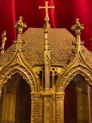 Exceptional Reliquary Height 64 Cm ! style Gothic - style en Bronze / Gilt, France 19 th century ( Anno 1865 )