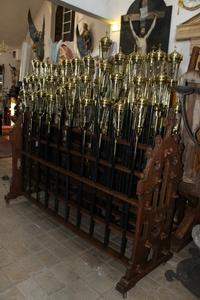 Gothic-Style Full Oak Holder For 60 Procession-Lanterns en Oak wood, Belgium 19th century