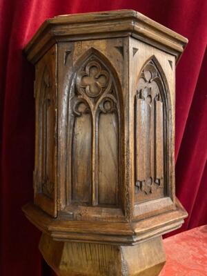 Hanging Offer Box style Gothic - Style en Oak wood, Netherlands  19 th century ( Anno 1840 )