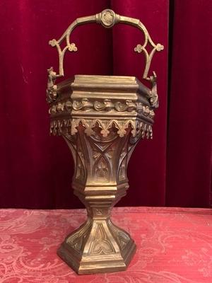 Holy Water Bucket style Gothic - style en Bronze / Gilt, France 19th century ( anno 1890 )