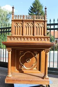 Home - Altar style Gothic - style en Oak wood, Belgium 19th century