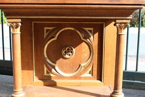 Home - Altar style Gothic - style en Oak wood, Belgium 19th century