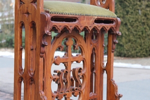 Kneeler style Gothic - style en Oak wood, Dutch 19th century