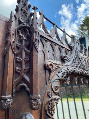 Mirror style Gothic - style en Oak wood, Belgium  19 th century ( Anno 1865 )