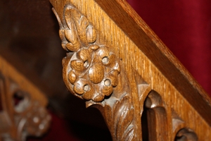 Missal Stand style Gothic - style en WOOD OAK, Belgium 19th century