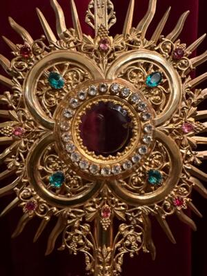 Monstrance style Gothic - Style en Brass / Bronze / Polished and Varnished / Stones / Glass, Belgium  19 th century ( Anno 1875 )