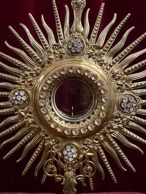 Monstrance  style Gothic - Style en Brass / Gilt / Stones / Glass, France 19 th century ( Anno 1885 )