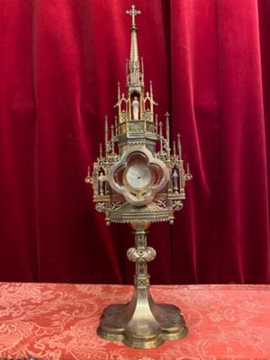 Monstrance style Gothic - style en Brass / Bronze / Stones, Belgium 19 th century ( Anno 1865 )