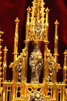 Monstrance With Original Lunula And Case. style Gothic - style en Brass / Bronze / Gilt / Stones, Dutch 19th century ( anno 1875 )