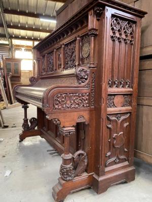 Piano Expected ! style Gothic - style en Oak wood, Belgium  19 th century