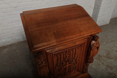 Prayer Bench  style Gothic - Style en Oak wood, France 19 th century ( Anno 1890 )