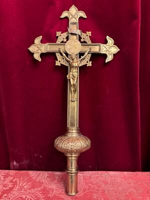 Processional Cross style Gothic - Style en Brass / Bronze, Belgium  19 th century ( Anno 1865 )