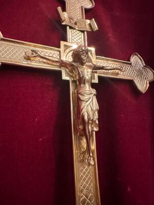 Processional Cross style Gothic - Style en Bronze / Polished and Varnished, Belgium  19 th century ( Anno 1875 )