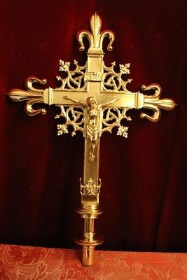 Processional - Cross style Gothic - style en Bronze / Polished and Varnished, France 19th century