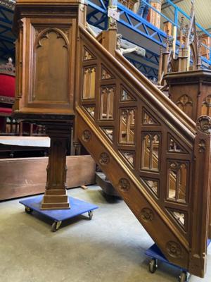 Pulpit style Gothic - style en Oak wood, Belgium 19 th century