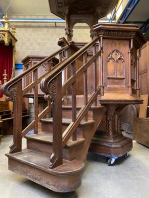 Pulpit style Gothic - style en Oak wood, Belgium 19 th century