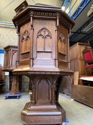 Pulpit style Gothic - style en Oak wood, Belgium 19 th century