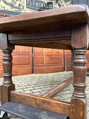 Refectory Table style Gothic - Style en Oak Wood, Belgium  20 th century ( Anno 1955 )