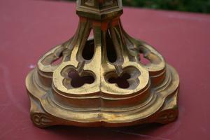 Reliquary. Relic Of St. Vincentius A Paulo. style Gothic - style en Bronze / Gilt, France 19th century