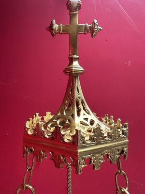1 Gothic - style Sanctuary Lamp