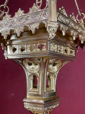 Sanctuary Lamp. style Gothic - style en Bronze / Polished and Varnished, France 19 th century ( Anno 1885 )