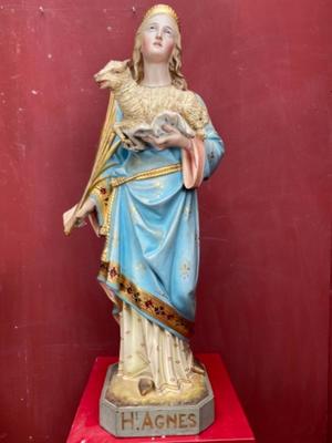 St. Agnes  style Gothic - style en Plaster polychrome, Belgium 19 th century ( Anno 1875 )