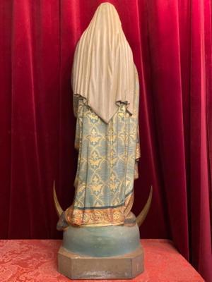 St. Mary Statue  style Gothic - style en Plaster polychrome, Belgium 19 th century