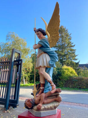 St. Michael Statue style Gothic - style en Terra - Cotta Polychrome, France 19 th century ( Anno 1885 )