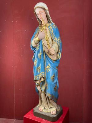 Statue St. Mary  style Gothic - style en Plaster polychrome, Belgium 19 th century ( Anno 1875 )