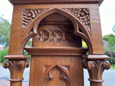 Statue Stand style Gothic - Style en Oak wood, Belgium  19 th century ( Anno 1885 )