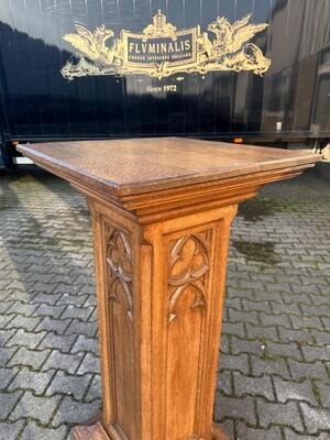 Statue Stand style Gothic - Style en Oak wood, Belgium  19 th century