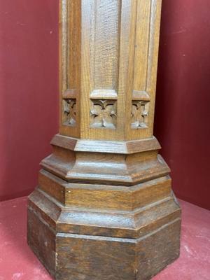 Statue Stand style Gothic - style en Oak Wood, Belgium 19th century ( anno 1890 )