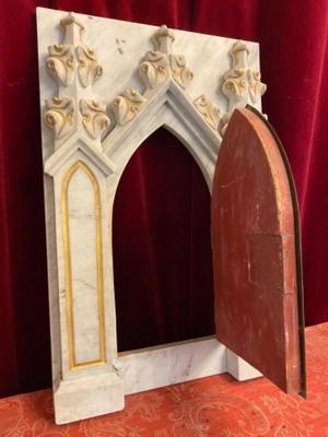 Tabernacle Front style Gothic - Style en Carrara Marble / Brass, France 19 th century ( Anno 1865 )