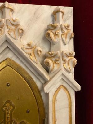 Tabernacle Front style Gothic - Style en Carrara Marble / Brass, France 19 th century ( Anno 1865 )