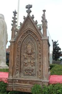 Tabernacle - Restauration Needed. style Gothic - style en Oak wood, France 19th century