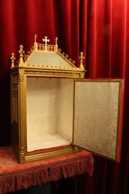 Tabernacle With Original Key.  style Gothic - style en wood polychrome, Dutch 19th century ( anno 1875 )