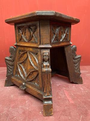 Tabouret style Gothic - Style en Oak Wood, Belgium 19th century