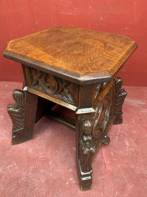 Tabouret style Gothic - Style en Oak Wood, Belgium 19th century