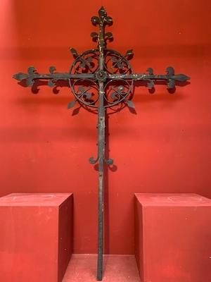 Tower - Cross style Gothic - style en Hand forged - iron , France 19th century