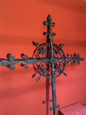 Tower - Cross style Gothic - style en Hand forged - iron , France 19th century